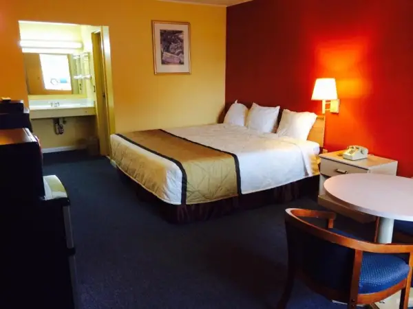 Duffys Motel - Calhoun 5