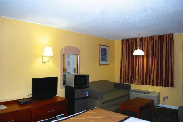 Duffys Motel - Calhoun 9